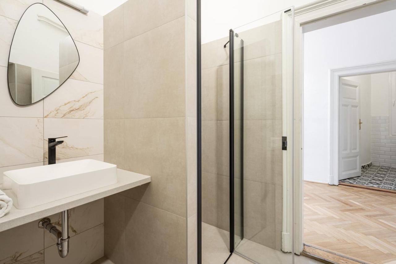Setting Sun Apartment Βουδαπέστη Εξωτερικό φωτογραφία