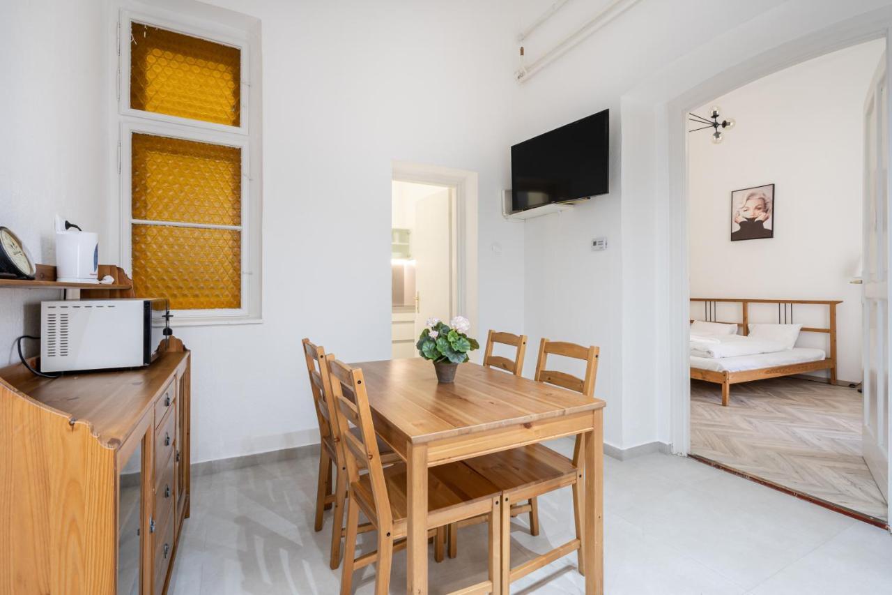 Setting Sun Apartment Βουδαπέστη Εξωτερικό φωτογραφία